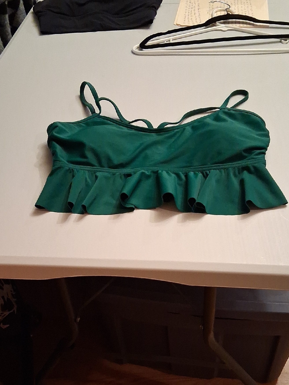 COCOSHIP Emerald Green Ruffle Bikini Top